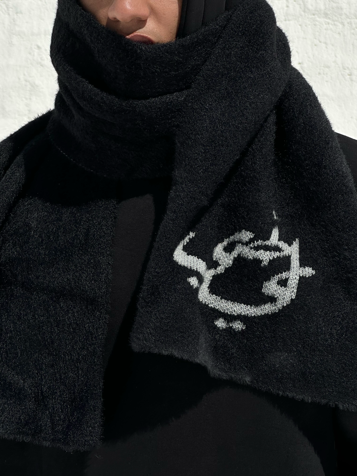 ASILI FUR SCARF IN BLACK