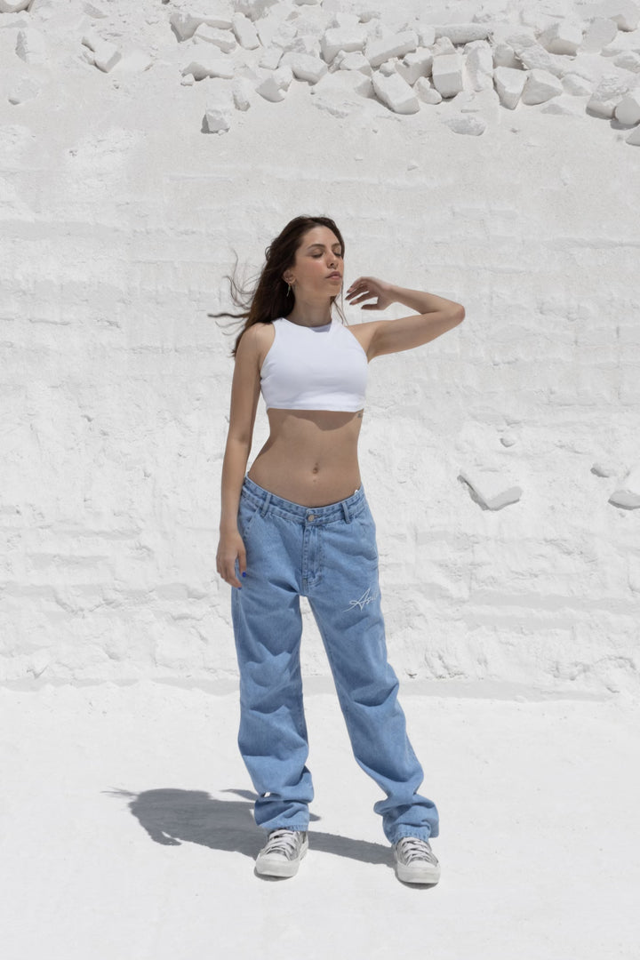 THE ASILI BUTTONED JEANS IN ICE BLUE