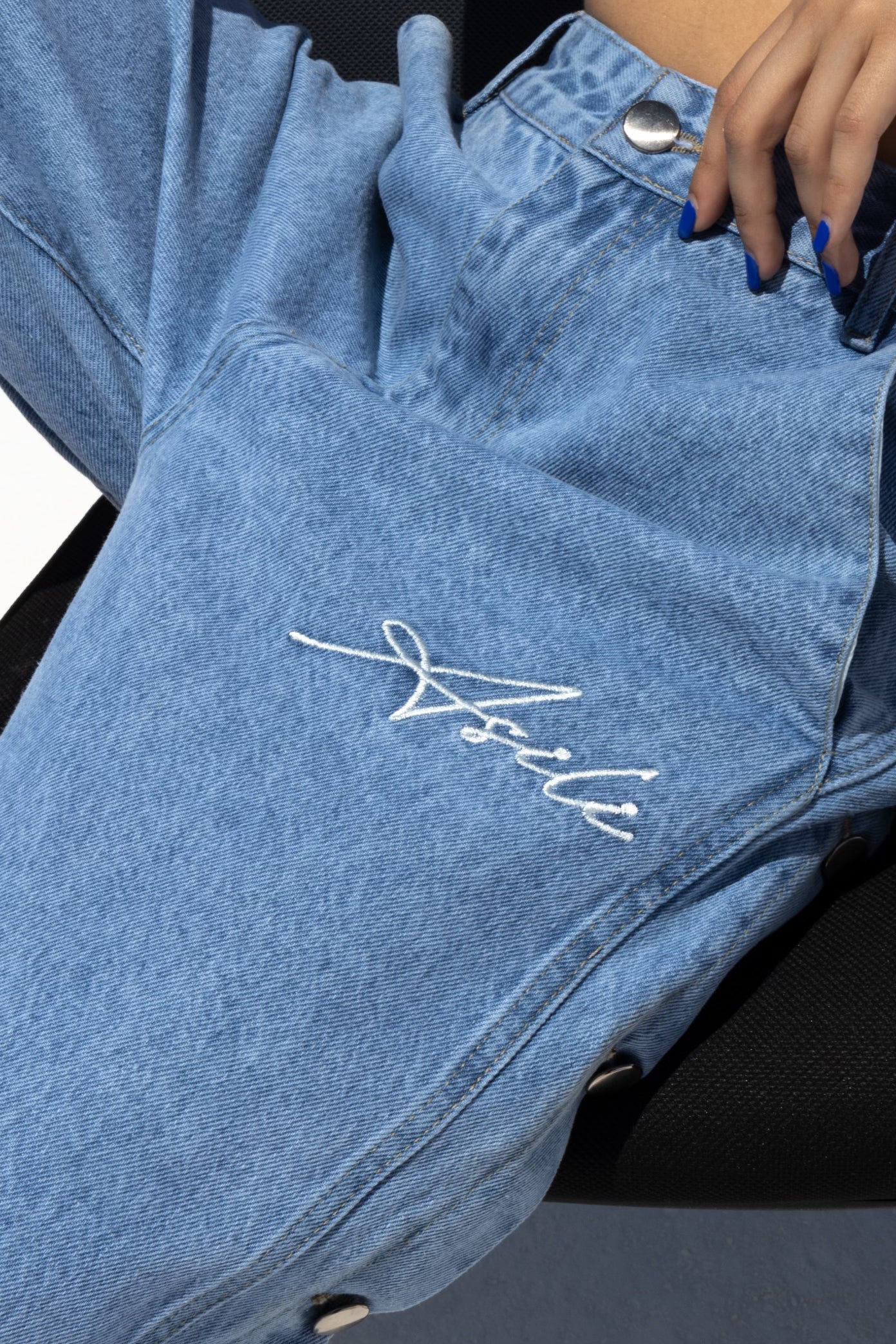 Assali Sweatpants THE ASILI BUTTONED JEANS IN ICE BLUE – asili.eg