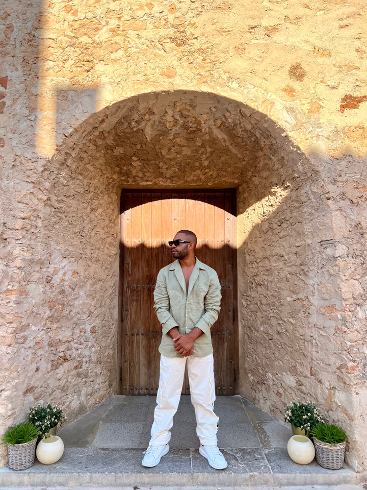 The أصيلي Multi-Way Unisex Cargo in Creamy white